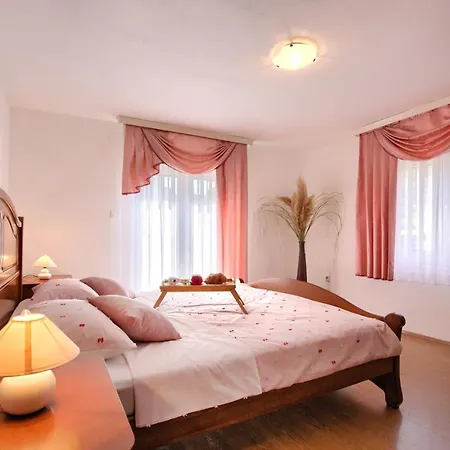 Apartman Adrijano Pula Exterior foto