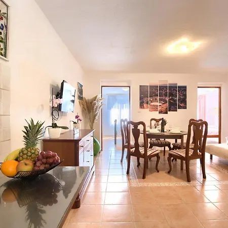 Apartman Adrijano Pula Exterior foto