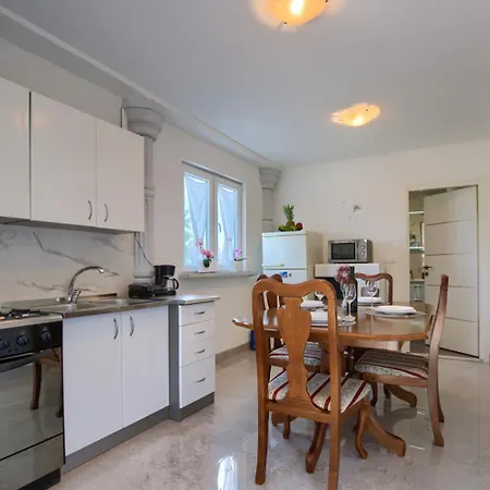Apartman Adrijano Pula Exterior foto