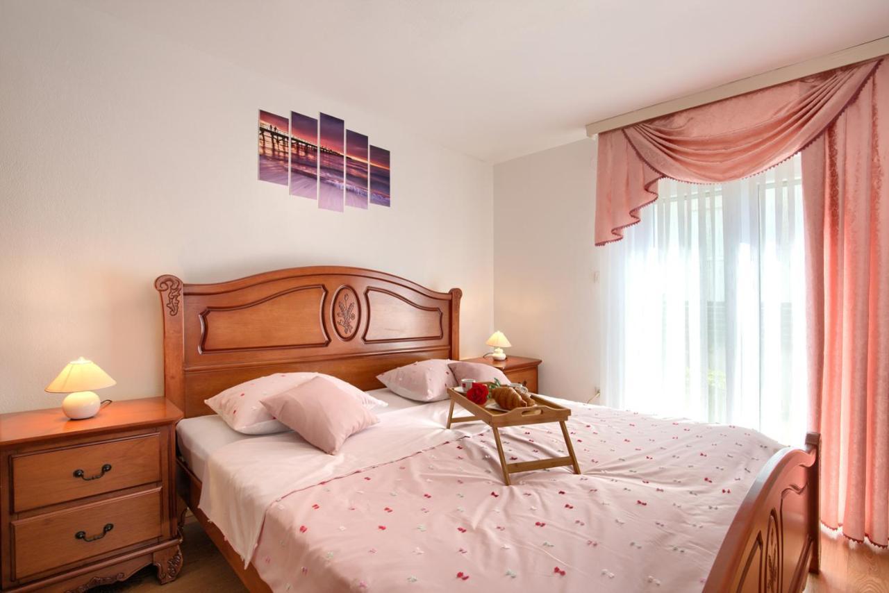 Adrijano Apartment