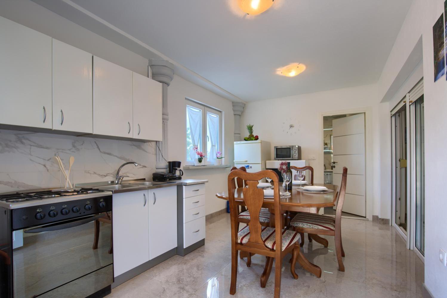 Apartman Adrijano